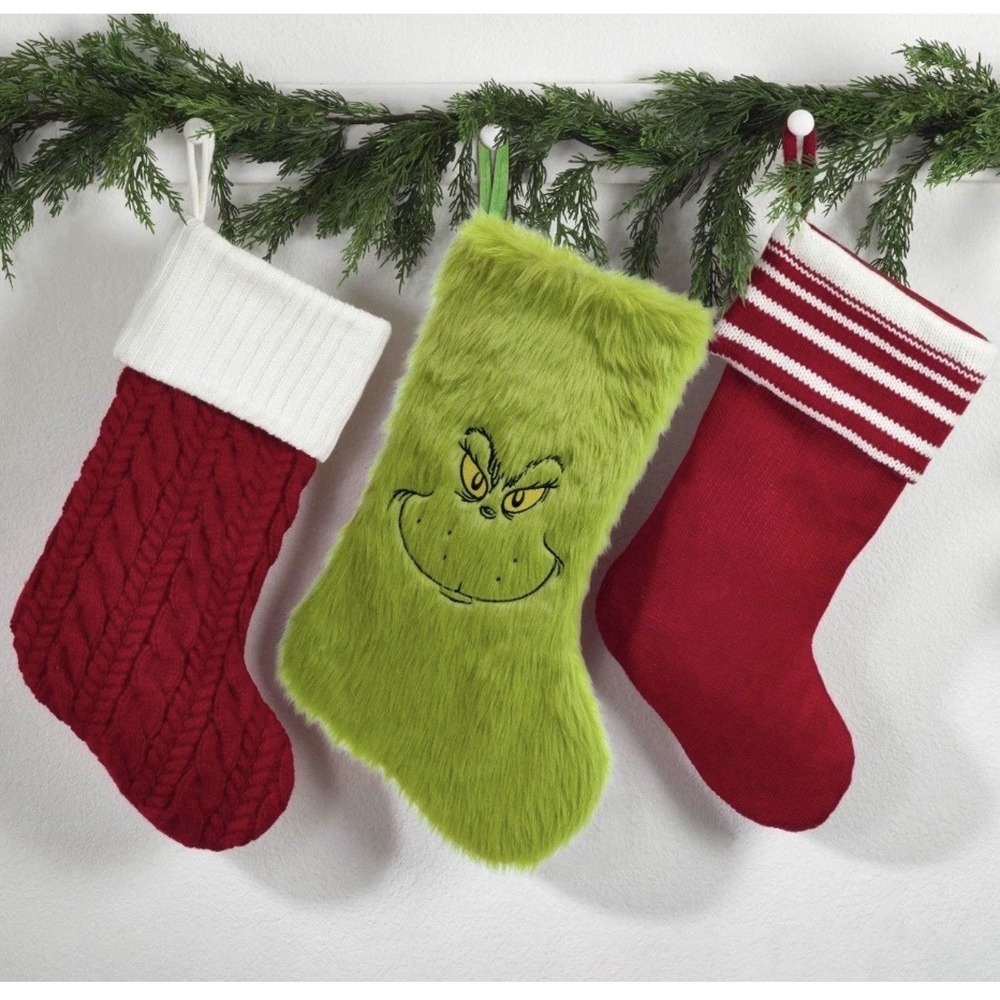 Dr.‎ Seuss' The Grinch Stole Christmas Furry Green Grinch Face 20 inch Stocking - Picture 3 of 3